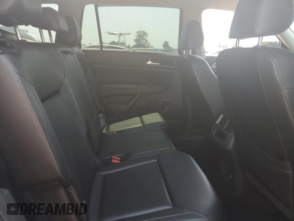 2019 Volkswagen Atlas SE with VIN 1V2UR2CA1KC511109, listed as a Copart auction lot 61486975 with 165,182 mi miles and Salvage title. Bid and sale history available at DreamBid. Image 11.