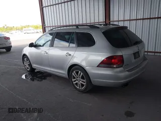 2014 Volkswagen Jetta SportWagen TDI with VIN 3VWPL7AJ0EM613453, listed as a IAAI auction lot 41637676 with 177,669 mi miles. Bid and sale history available at carsss.com. Image 3.