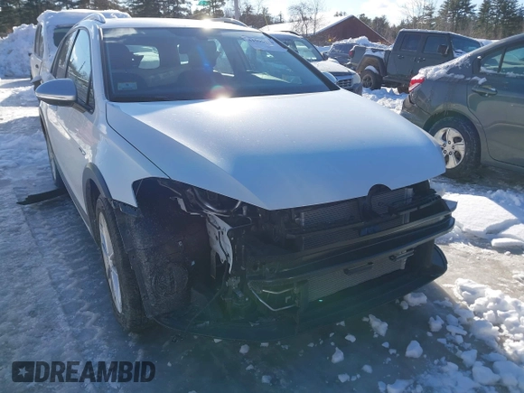 2019 Volkswagen Golf S z VIN 3VWH17AU9KM515974, wystawiony jako IAAI lot #41596110 z przebiegiem 29 019 mil mil oraz . Historia ofert i sprzedaży dostępna na DreamBid. Obrazek 6.