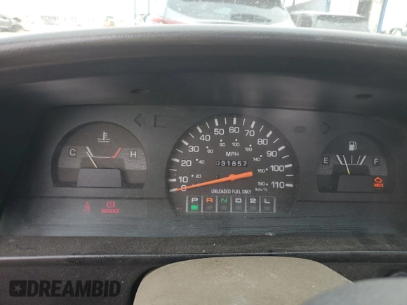 1994 Toyota Pickup DX with VIN JT4RN81P7R5177681, listed as a Copart auction lot 44344655 with 31,857 mi miles and Salvage title. Bid and sale history available at DreamBid. Image 9.