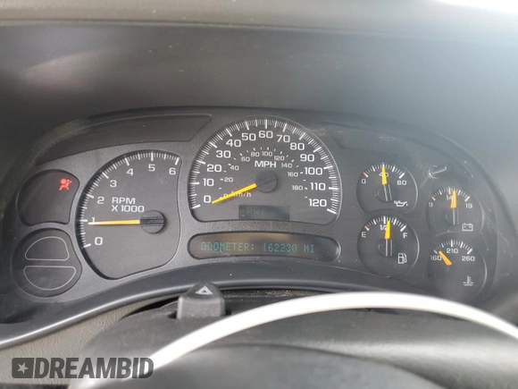 2005 Chevrolet Silverado 1500 LS with VIN 2GCEC19T351259657, listed as a Copart auction lot 60843785 with 162,230 mi miles and Salvage title. Bid and sale history available at DreamBid. Image 9.