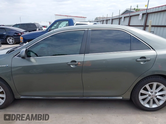2012 Toyota Camry XLE z VIN 4T1BD1FKXCU034435, wystawiony jako IAAI lot #42024179 z przebiegiem 183 534 mil mil oraz . Historia ofert i sprzedaży dostępna na DreamBid. Obrazek 14.