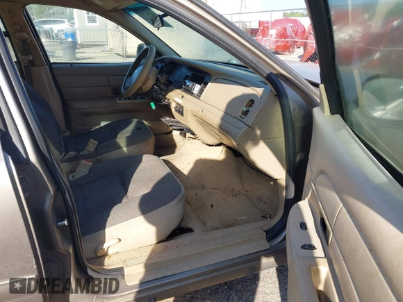 2006 Ford Police Interceptor с VIN 2FAFP71W36X107870, выставлен на аукционе IAAI как лот 42061587 с пробегом Не указан миль и . История ставок и продаж доступна на DreamBid. Изображение 5.