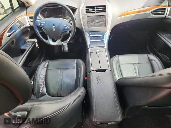 2016 Lincoln MKZ z VIN 3LN6L2G90GR616997, wystawiony jako Copart lot #62917525 z przebiegiem 194 744 mil mil oraz Szkoda całkowita • Salvage title. Historia ofert i sprzedaży dostępna na DreamBid. Obrazek 8.