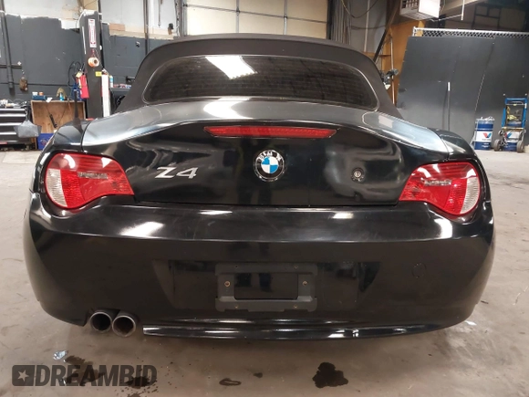 2008 BMW Z4 3.0si with VIN 4USBU53528LX04769, listed as a IAAI auction lot 42039757 with 113,500 mi miles and . Bid and sale history available at DreamBid. Image 16.