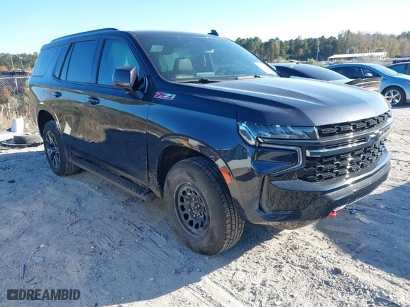 2022 Chevrolet Tahoe Z71 with VIN 1GNSKPKL7NR333664, listed as a IAAI auction lot 41010745 with 92,469 mi miles. Bid and sale history available at carsss.com. Image 1.