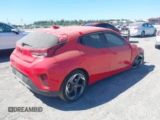 2019 Hyundai Veloster Premium с VIN KMHTG6AF9KU003775, выставлен на аукционе IAAI как лот 41821981 с пробегом 61 510 миль миль и . История ставок и продаж доступна на DreamBid. Изображение 4.