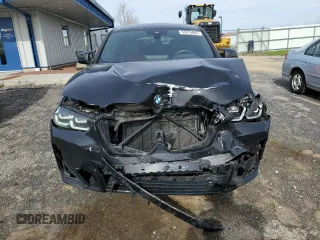 2024 BMW X4 M40i with VIN 5UX43DT05R9U46776, listed as a Copart auction lot 55015005 with 38,692 mi miles and Salvage title. Bid and sale history available at DreamBid. Image 5.