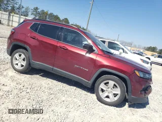 2022 Jeep Compass Latitude with VIN 3C4NJCBB2NT119391, listed as a Copart auction lot 46144465 with 82,636 mi miles and Salvage Title. Bid and sale history available at carsss.com. Image 4.