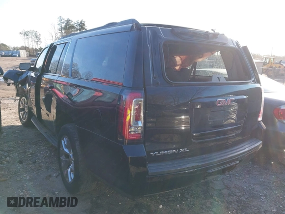 2015 GMC Yukon XL SLT with VIN 1GKS2HKC6FR184314, listed as a IAAI auction lot 41448998 with 1 mi miles. Bid and sale history available at carsss.com. Image 3.