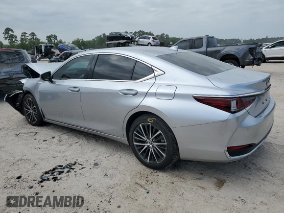 2024 Lexus ES 250 with VIN 58AD11D1XRU013033, listed as a Copart auction lot 53267625 with 17,916 mi miles and Salvage title. Bid and sale history available at DreamBid. Image 2.