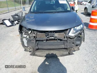 2018 Nissan Rogue SV with VIN KNMAT2MVXJP519711, listed as a IAAI auction lot 41961816 with 216,545 mi miles and . Bid and sale history available at carsss.com. Image 6.