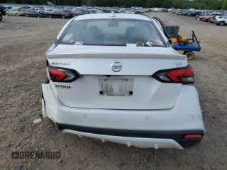 2021 Nissan Versa SR z VIN 3N1CN8FV8ML896737, wystawiony jako Copart lot #55131945 z przebiegiem 80 353 mil mil oraz Szkoda całkowita • Salvage title. Historia ofert i sprzedaży dostępna na DreamBid. Obrazek 6.