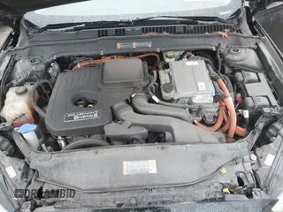 2016 Ford Fusion Energi SE Luxury with VIN 3FA6P0PU2GR322430, listed as a IAAI auction lot 42038508 with 114,980 mi miles. Bid and sale history available at carsss.com. Image 10.