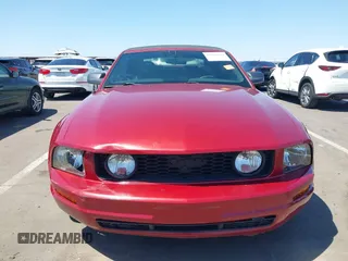 2005 Ford Mustang Deluxe with VIN 1ZVFT84N455197638, listed as a IAAI auction lot 42685049 with 177,405 mi miles and . Bid and sale history available at DreamBid. Image 12.
