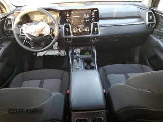 2022 Kia Sorento LX with VIN 5XYRG4LC6NG094967, listed as a Copart auction lot 48988235 with 28,521 mi miles and Salvage Title. Bid and sale history available at carsss.com. Image 8.