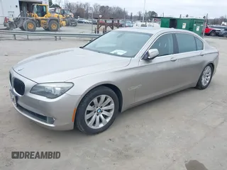 2011 BMW 7 Series 750Li xDrive with VIN WBAKC8C53BC432280, listed as a IAAI auction lot 41520006 with 114,135 mi miles. Bid and sale history available at carsss.com. Image 2.