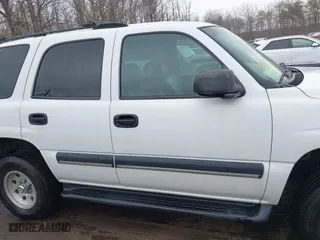 2001 Chevrolet Tahoe LT with VIN 1GNEC13T21R211052, listed as a IAAI auction lot 41666765 with 113,366 mi miles. Bid and sale history available at carsss.com. Image 12.