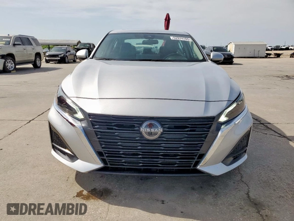 2023 Nissan Altima SL with VIN 1N4BL4EVXPN394296, listed as a Copart auction lot 52974165 with 48,702 mi miles and Salvage Title. Bid and sale history available at DreamBid. Image 5.