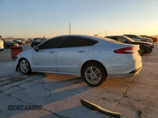 2018 Ford Fusion Hybrid SE with VIN 3FA6P0LU6JR114693, listed as a Copart auction lot 38021423 with 65,591 mi miles. Bid and sale history available at carsss.com. Image 2.