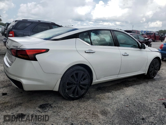 2019 Nissan Altima 2.5 Platinum with VIN 1N4BL4FW4KN308576, listed as a Copart auction lot 68251604 with 55,215 mi miles and Non Repairable. Bid and sale history available at carsss.com. Image 3.