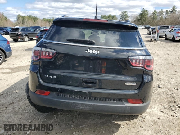 2019 Jeep Compass Latitude z VIN 3C4NJDBB5KT593286, wystawiony jako Copart lot #53249405 z przebiegiem 79 573 mil mil oraz Szkoda całkowita • Salvage title. Historia ofert i sprzedaży dostępna na DreamBid. Obrazek 6.