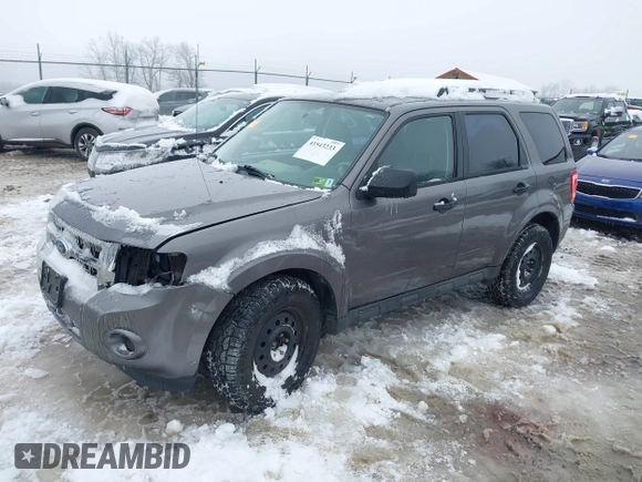 2012 Ford Escape XLS z VIN 1FMCU9C72CKA10130, wystawiony jako IAAI lot #41543233 z przebiegiem 168 552 mil mil oraz . Historia ofert i sprzedaży dostępna na DreamBid. Obrazek 17.