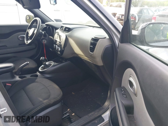 2015 Kia Soul + with VIN KNDJP3A56F7815122, listed as a IAAI auction lot 42119279 with 82,077 mi miles. Bid and sale history available at carsss.com. Image 5.