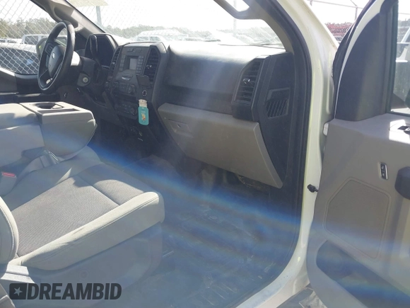 2015 Ford F-150 XLT with VIN 1FTEW1EF2FFC58131, listed as a IAAI auction lot 40736696 with 194,852 mi miles. Bid and sale history available at carsss.com. Image 5.