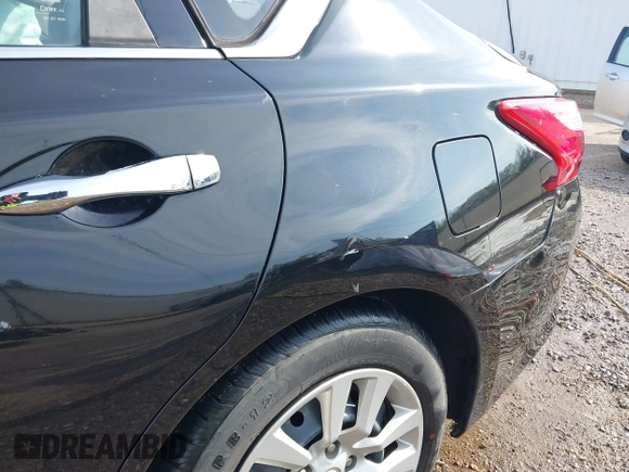 2017 Nissan Altima 2.5 SV with VIN 1N4AL3AP7HC142659, listed as a IAAI auction lot 41922160 with 133,404 mi miles. Bid and sale history available at carsss.com. Image 17.