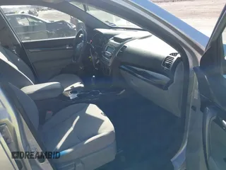 2014 Kia Sorento LX with VIN 5XYKT3A69EG454267, listed as a IAAI auction lot 41865480 with 150,922 mi miles. Bid and sale history available at carsss.com. Image 5.