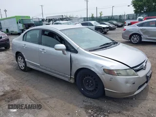2008 Honda Civic LX с VIN 1HGFA16538L062729, выставлен на аукционе IAAI как лот 42500339 с пробегом Не указан миль и . История ставок и продаж доступна на DreamBid. Изображение 1.