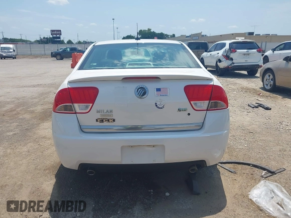 2010 Mercury Milan Premier with VIN 3MEHM0JG8AR648690, listed as a IAAI auction lot 42719400 with 182,993 mi miles and . Bid and sale history available at DreamBid. Image 16.