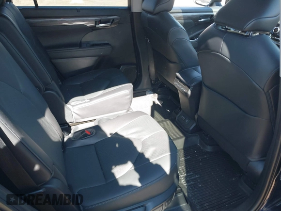 2023 Toyota Highlander L with VIN 5TDKDRBH6PS035508, listed as a IAAI auction lot 41681365 with 17,879 mi miles and . Bid and sale history available at DreamBid. Image 8.