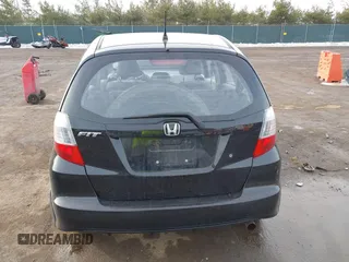 2010 Honda Fit with VIN JHMGE8H28AC014392, listed as a IAAI auction lot 41639302 with 147,433 mi miles. Bid and sale history available at carsss.com. Image 16.