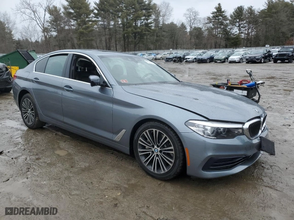 2019 BMW 5 Series 530i xDrive with VIN WBAJA7C59KG910982, listed as a Copart auction lot 47271875 with 0 mi miles and Salvage Title. Bid and sale history available at carsss.com. Image 4.