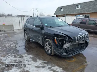 2018 Jeep Cherokee Latitude Plus с VIN 1C4PJLLB3JD553228, выставлен на аукционе IAAI как лот 41651643 с пробегом 80 712 миль миль и . История ставок и продаж доступна на DreamBid. Изображение 1.