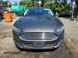 2016 Ford Fusion SE with VIN 3FA6P0HD2GR221077, listed as a Copart auction lot 61821765 with 99,669 mi miles and Clean title. Bid and sale history available at DreamBid. Image 5.