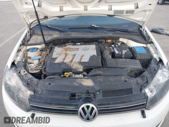 2014 Volkswagen Jetta TDI w/Sunroof & Nav with VIN 3VWPL7AJ7EM617385, listed as a IAAI auction lot 42012881 with 98,015 mi miles and . Bid and sale history available at DreamBid. Image 10.