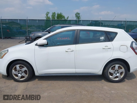 2009 Pontiac Vibe 1SA with VIN 5Y2SP67829Z464547, listed as a IAAI auction lot 42420862 with 118,207 mi miles and . Bid and sale history available at DreamBid. Image 14.