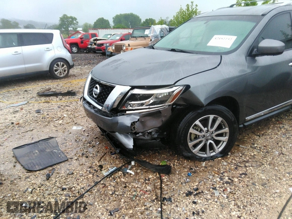 2015 Nissan Pathfinder S with VIN 5N1AR2MM1FC701569, listed as a IAAI auction lot 42192232 with 90,095 mi miles and . Bid and sale history available at DreamBid. Image 6.