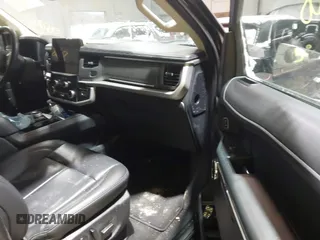 2023 Ford Expedition Max XLT с VIN 1FMJK1J89PEA60330, выставлен на аукционе IAAI как лот 41381868 с пробегом 37 240 миль миль и . История ставок и продаж доступна на DreamBid. Изображение 5.