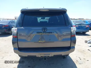 2020 Toyota 4Runner SR5 with VIN JTEZU5JR4L5226079, listed as a IAAI auction lot 42087965 with 48,219 mi miles and . Bid and sale history available at DreamBid. Image 16.