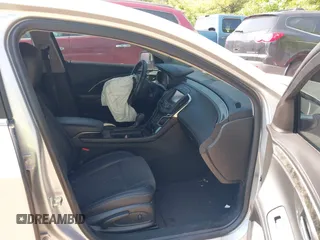 2014 Buick LaCrosse with VIN 1G4GA5GR4EF271138, listed as a IAAI auction lot 42431029 with 153,952 mi miles and . Bid and sale history available at DreamBid. Image 5.