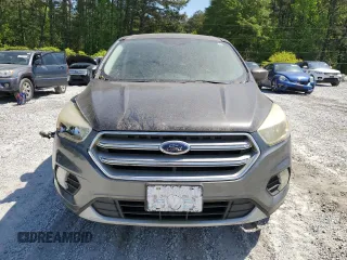 2017 Ford Escape SE z VIN 1FMCU9GD4HUE42763, wystawiony jako Copart lot #53512165 z przebiegiem 50 248 mil mil oraz Szkoda całkowita • Salvage title. Historia ofert i sprzedaży dostępna na DreamBid. Obrazek 5.