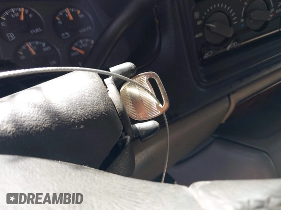 2001 Chevrolet Tahoe LT with VIN 1GNEC13T71R212889, listed as a IAAI auction lot 41917362 with 224,406 mi miles and . Bid and sale history available at DreamBid. Image 11.