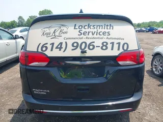 2018 Chrysler Pacifica Touring Plus with VIN 2C4RC1FGXJR339316, listed as a IAAI auction lot 42481389 with 113,718 mi miles and . Bid and sale history available at DreamBid. Image 16.