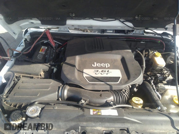 2013 Jeep Wrangler Unlimited Rubicon 10th Anniversary with VIN 1C4HJWFG0DL681417, listed as a IAAI auction lot 29833951 with 118,673 mi miles and . Bid and sale history available at DreamBid. Image 10.