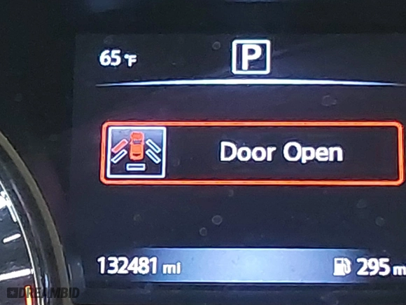 2017 Nissan Altima 2.5 SR with VIN 1N4AL3AP8HC243368, listed as a IAAI auction lot 41658246 with 132,481 mi miles. Bid and sale history available at carsss.com. Image 15.
