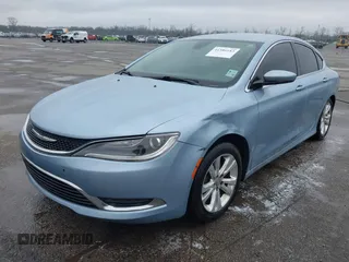 2015 Chrysler 200 Limited z VIN 1C3CCCAB8FN712908, wystawiony jako IAAI lot #41586183 z przebiegiem 194 890 mil mil oraz . Historia ofert i sprzedaży dostępna na DreamBid. Obrazek 17.